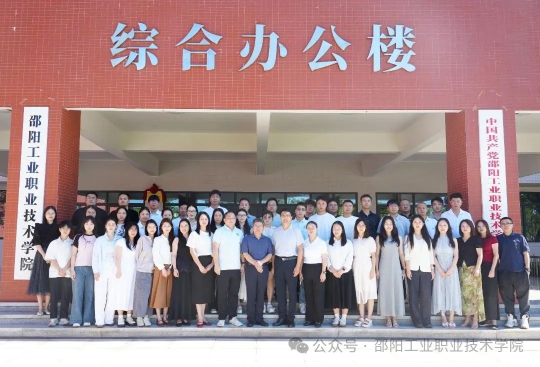 b375fc201924a2a3bcd19904a6fb618.jpg